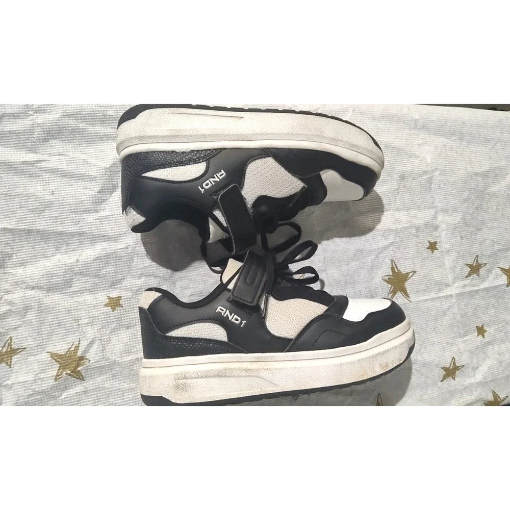 AND1 Girls Black & White‎ Low Platform Court Sneaker US Size 3